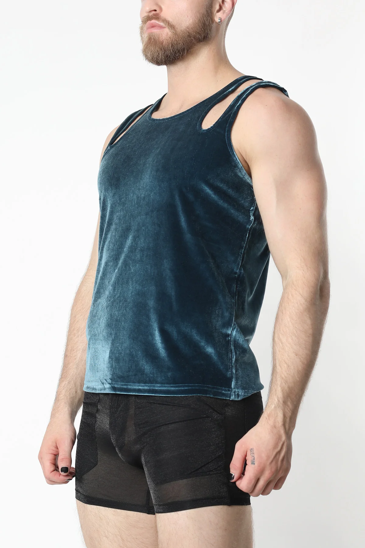 New Arrivals VAUX